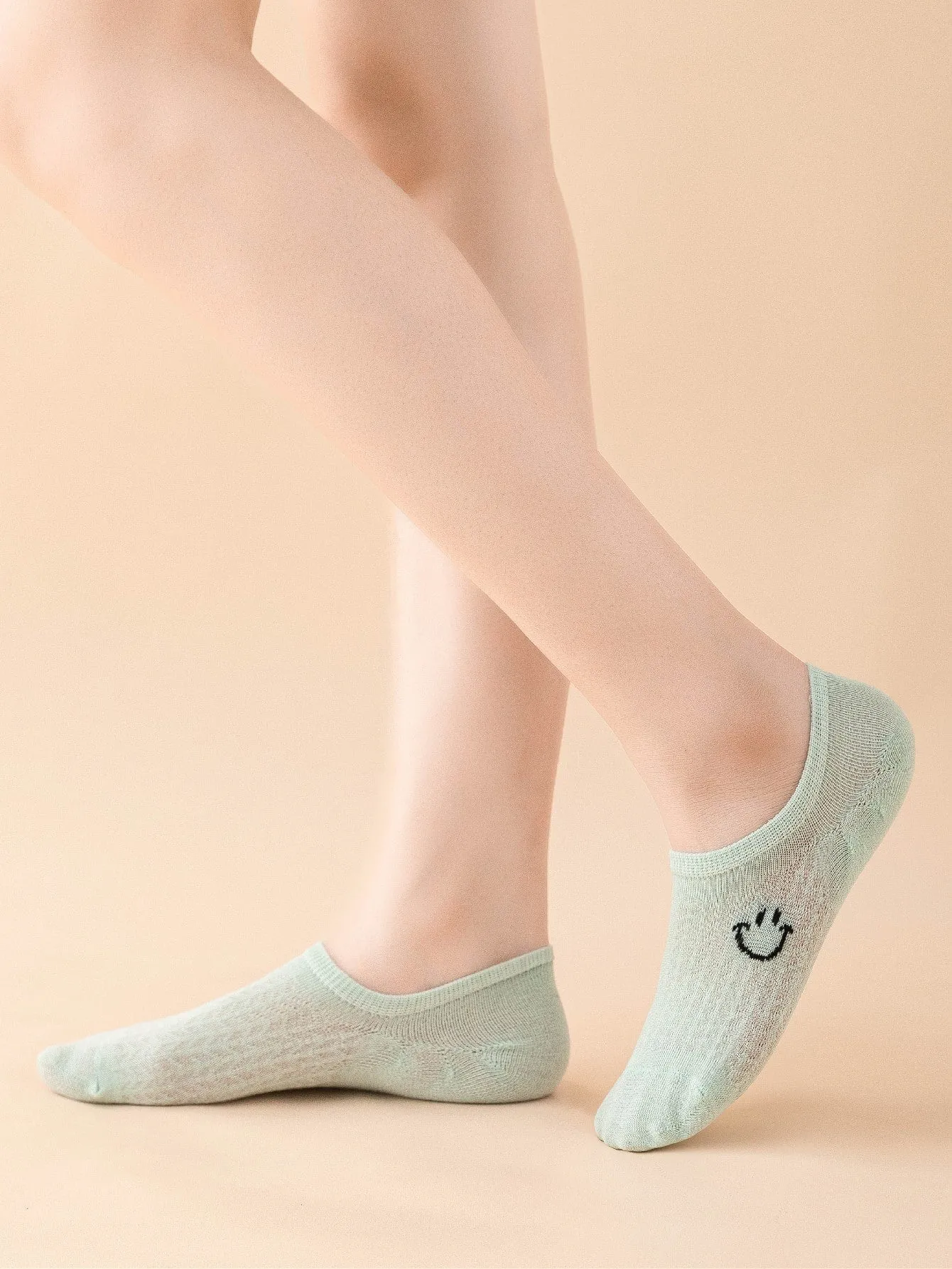 10pcs Smile Pattern Invisible Socks