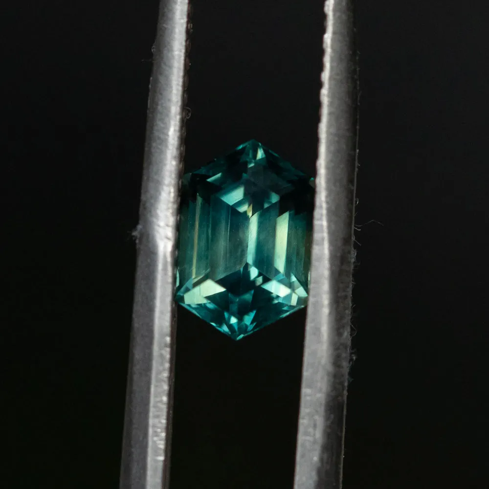 1.87CT ELONGATED HEXAGON NIGERIAN SAPPHIRE, UNTREATED, MEDIUM TEAL GREEN, 8.34X5.53X4.60MM