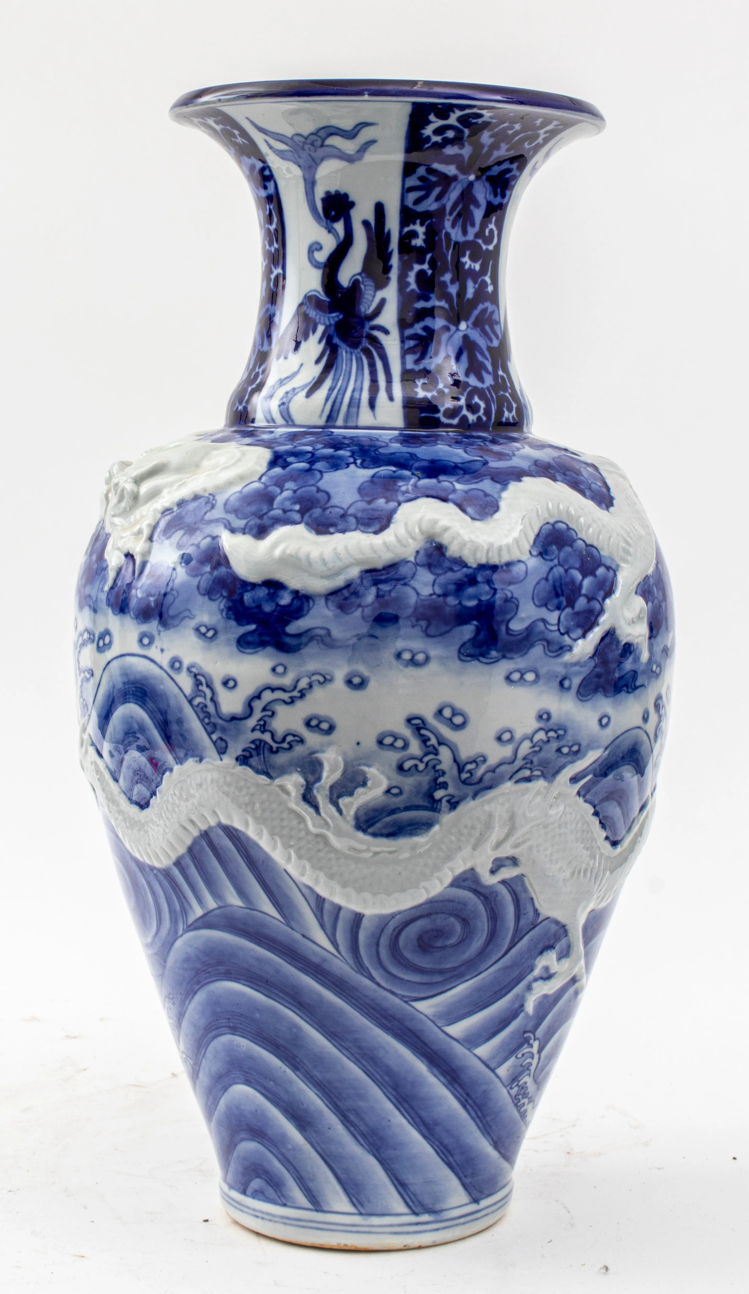 Chinese Blue and White Haitangzu Porcelain Vase